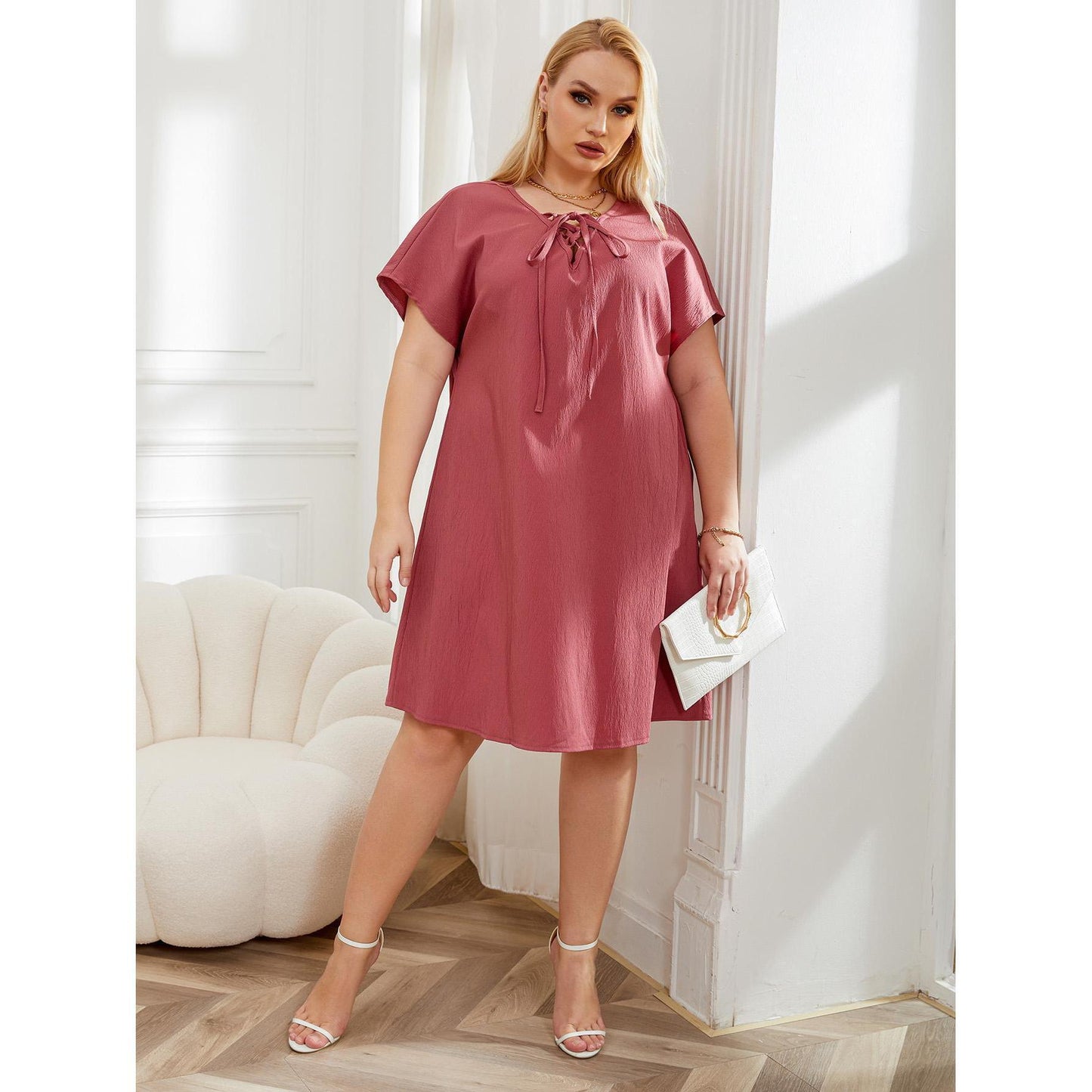 【XL-4XL-2024】Culoare solidă cu mânecă scurtă Moda Commuter Plus Dimensiune Rochii